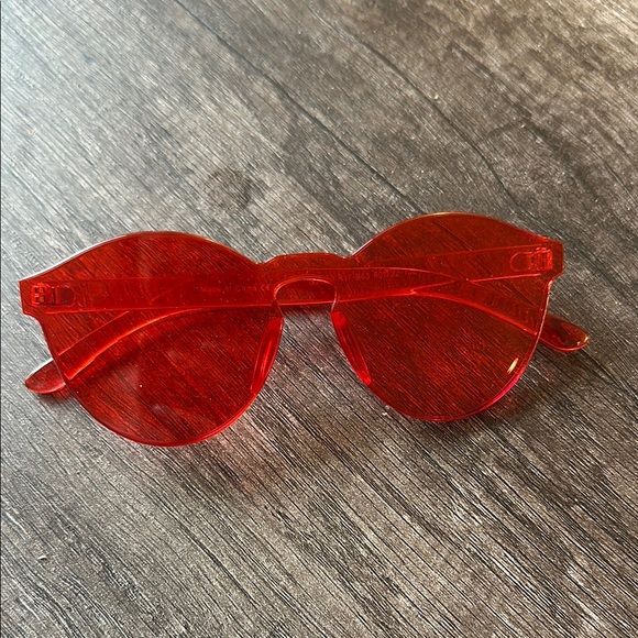 Red Round Sunglasses - Picture 1 of 5